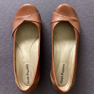 Hush Puppies Women’s Shoes, Size 8 Tan Color